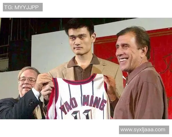 姚明助力骑士与篮网对决揭示NBA新格局与未来发展潜力 姚明助力骑士与篮网对决揭示NBA新格局与未来发展潜力