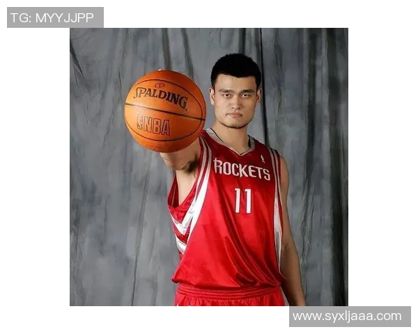 姚明直摇头回应争议引发热议网友热评篮球界的风云人物再现风采 姚明直摇头回应争议引发热议网友热评篮球界的风云人物再现风采