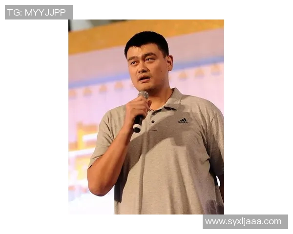 姚明胖照引发热议网友纷纷调侃大个子也有胖胖的一面 姚明胖照引发热议网友纷纷调侃大个子也有胖胖的一面