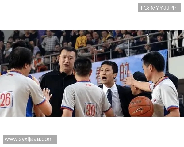 姚明篮协垫脚事件引发热议球迷与专家各执己见分析背后真相 姚明篮协垫脚事件引发热议球迷与专家各执己见分析背后真相