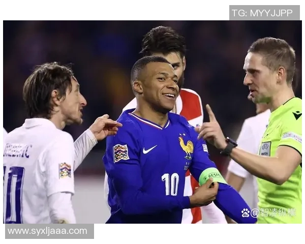 足球明星掰手腕精彩瞬间合集盘点那些令人难忘的对决时刻 足球明星掰手腕精彩瞬间合集盘点那些令人难忘的对决时刻