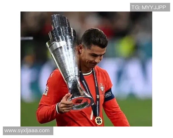 德国足球明星的辉煌历程与传奇成就探秘 德国足球明星的辉煌历程与传奇成就探秘